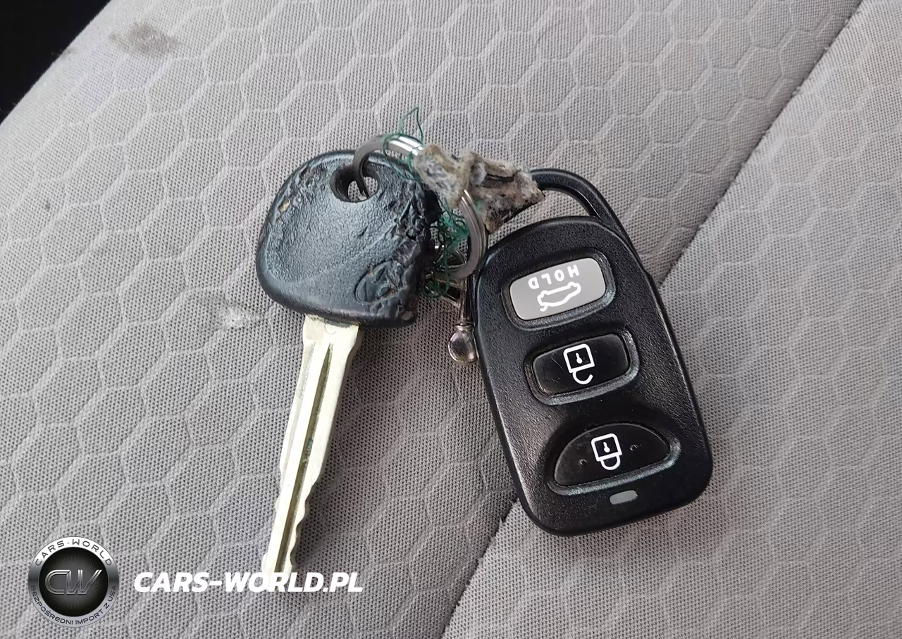 2020 Hyundai Elantra Sel VIN:5NPD84LF7LH532287 - 11