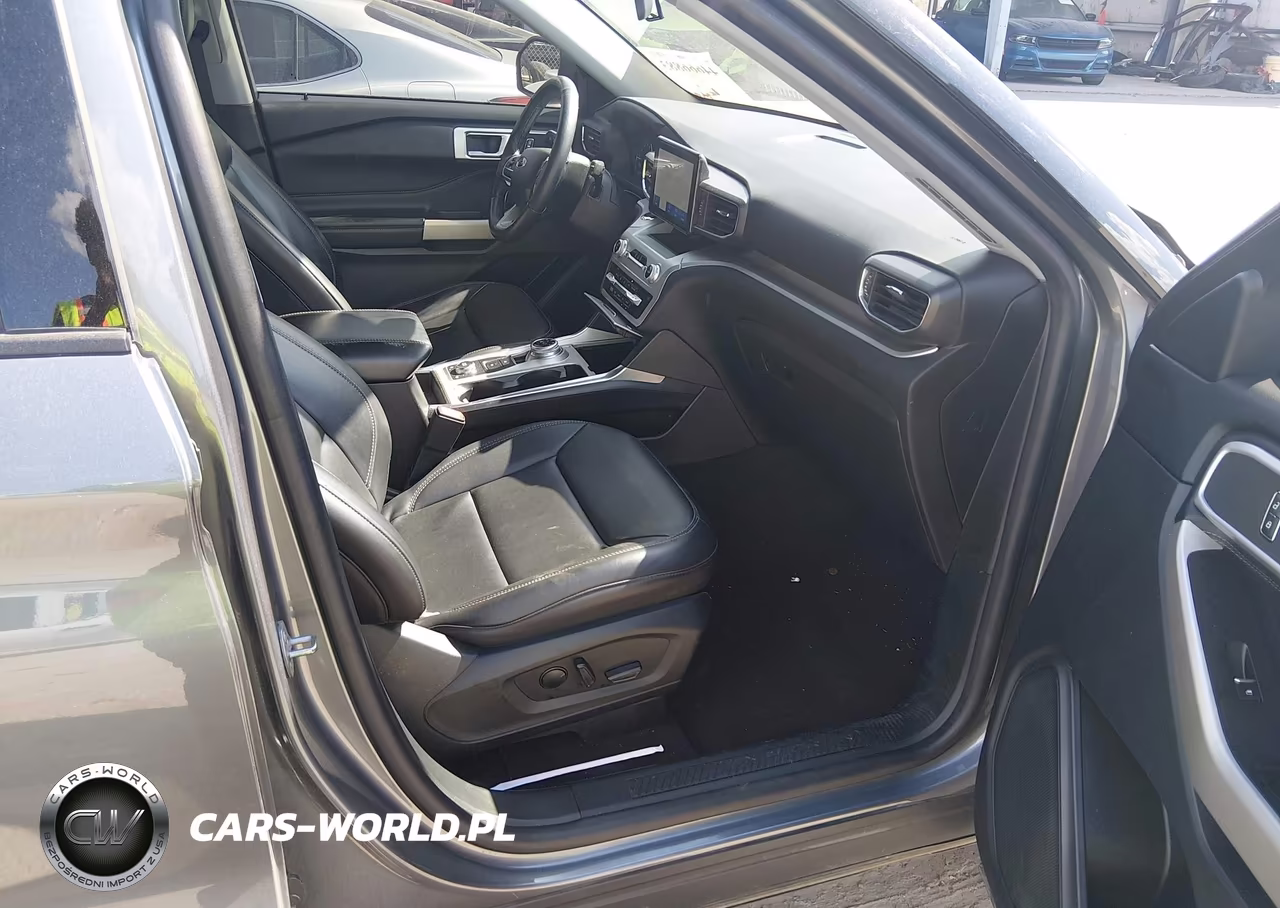 2022 Ford Explorer Xlt VIN:1FMSK8DH3NGB26008 - 5