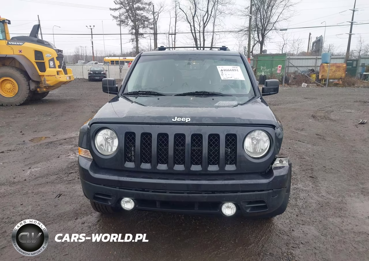 2015 Jeep Patriot Latitude VIN:1C4NJPFB9FD350619 - 12