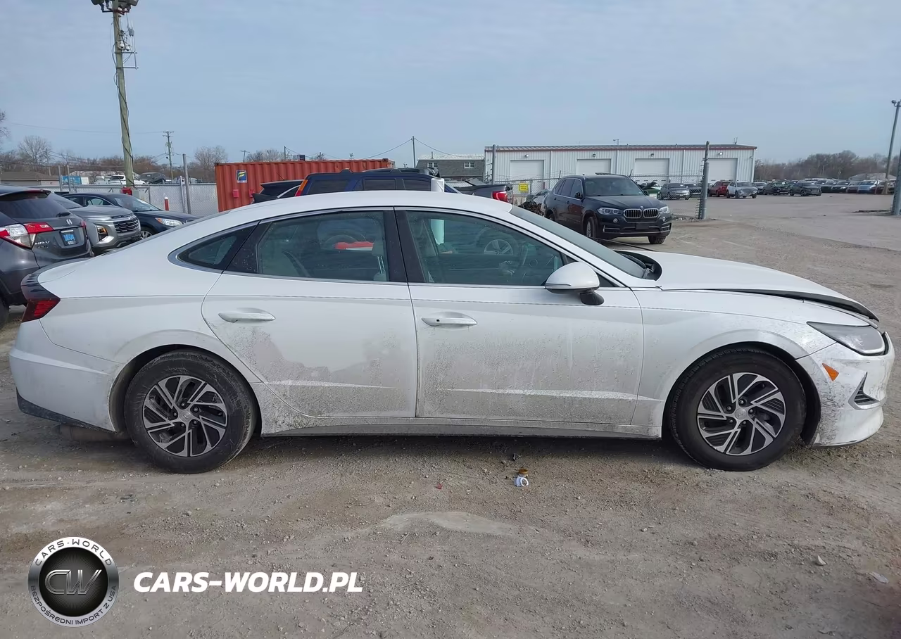 2022 Hyundai Sonata Hybrid Blue VIN:KMHL24JJ7NA049800 - 13