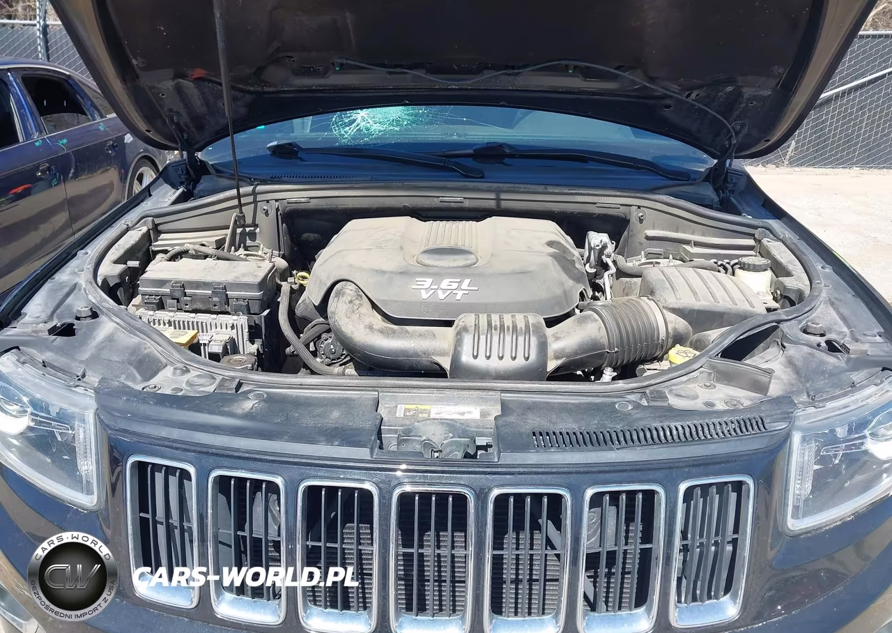 2014 Jeep Grand Cherokee Laredo VIN:1C4RJFAG3EC205014 - 10