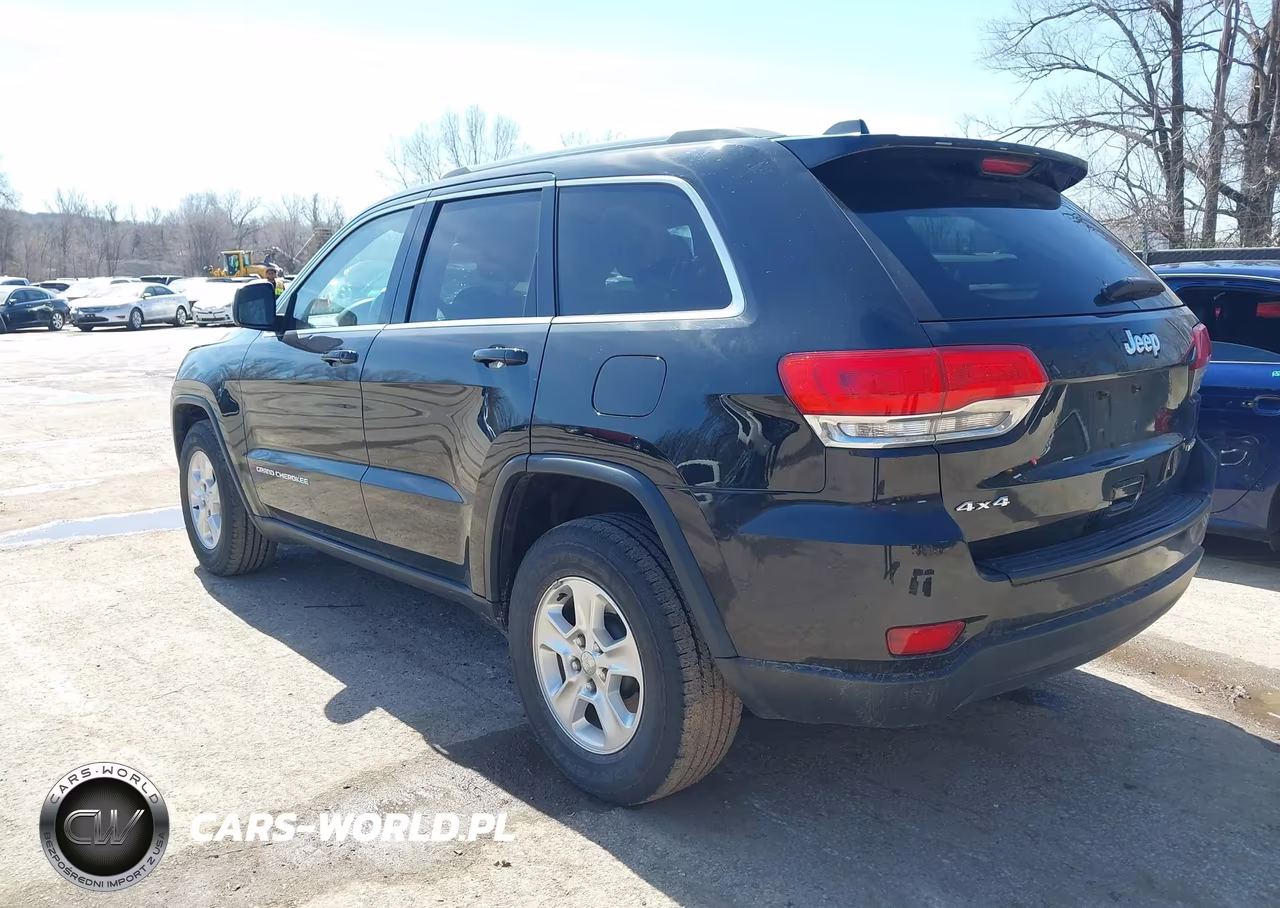 2014 Jeep Grand Cherokee Laredo VIN:1C4RJFAG3EC205014 - 3