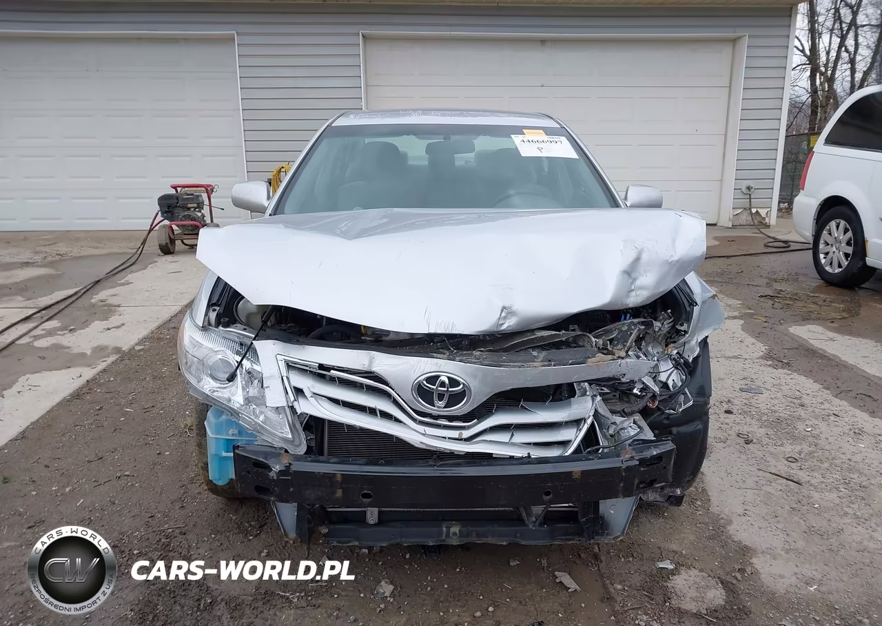 2011 Toyota Camry VIN:4T1BF3EK8BU652763 - 13