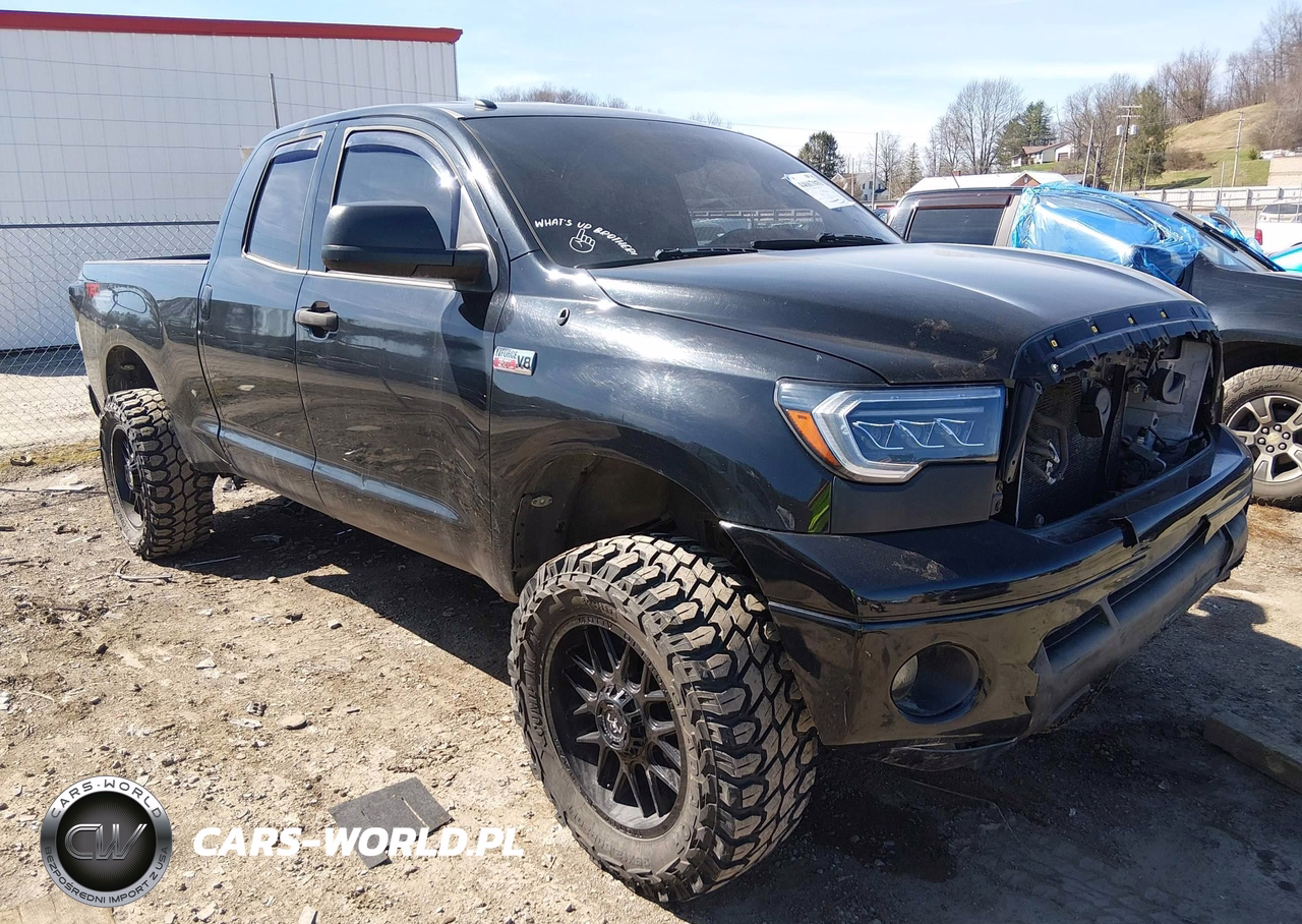 2013 Toyota Tundra Grade 5.7L V8