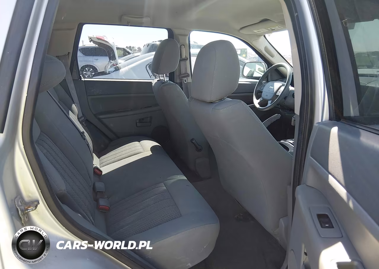 2006 Jeep Grand Cherokee Laredo VIN:1J4GR48K16C282104 - 8