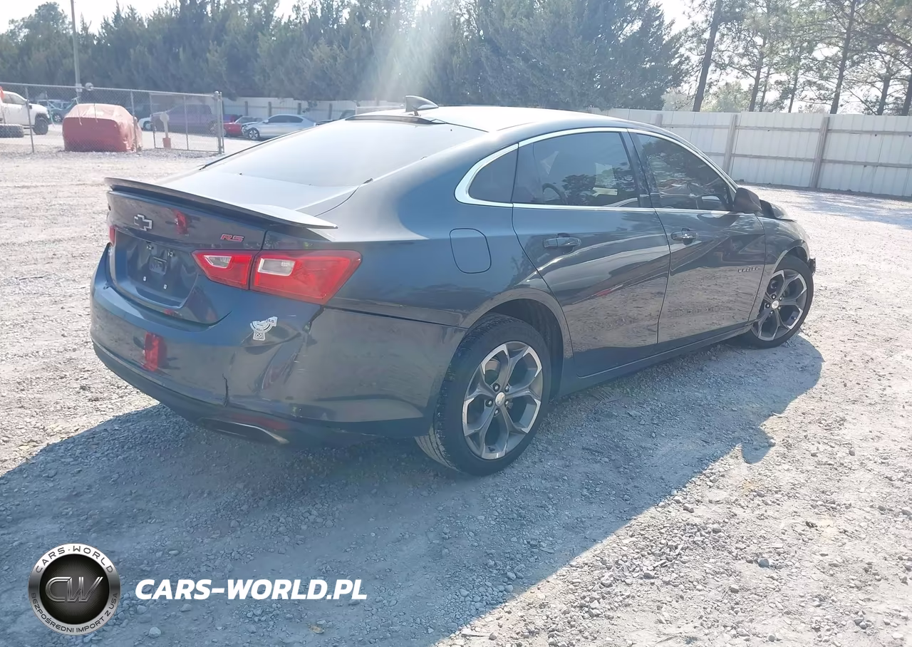 2019 Chevrolet Malibu Rs VIN:1G1ZG5ST2KF211345 - 4