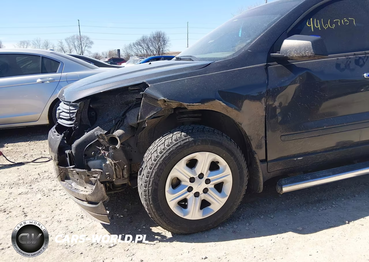 2013 Chevrolet Traverse Ls VIN:1GNKRFKD7DJ221734 - 12