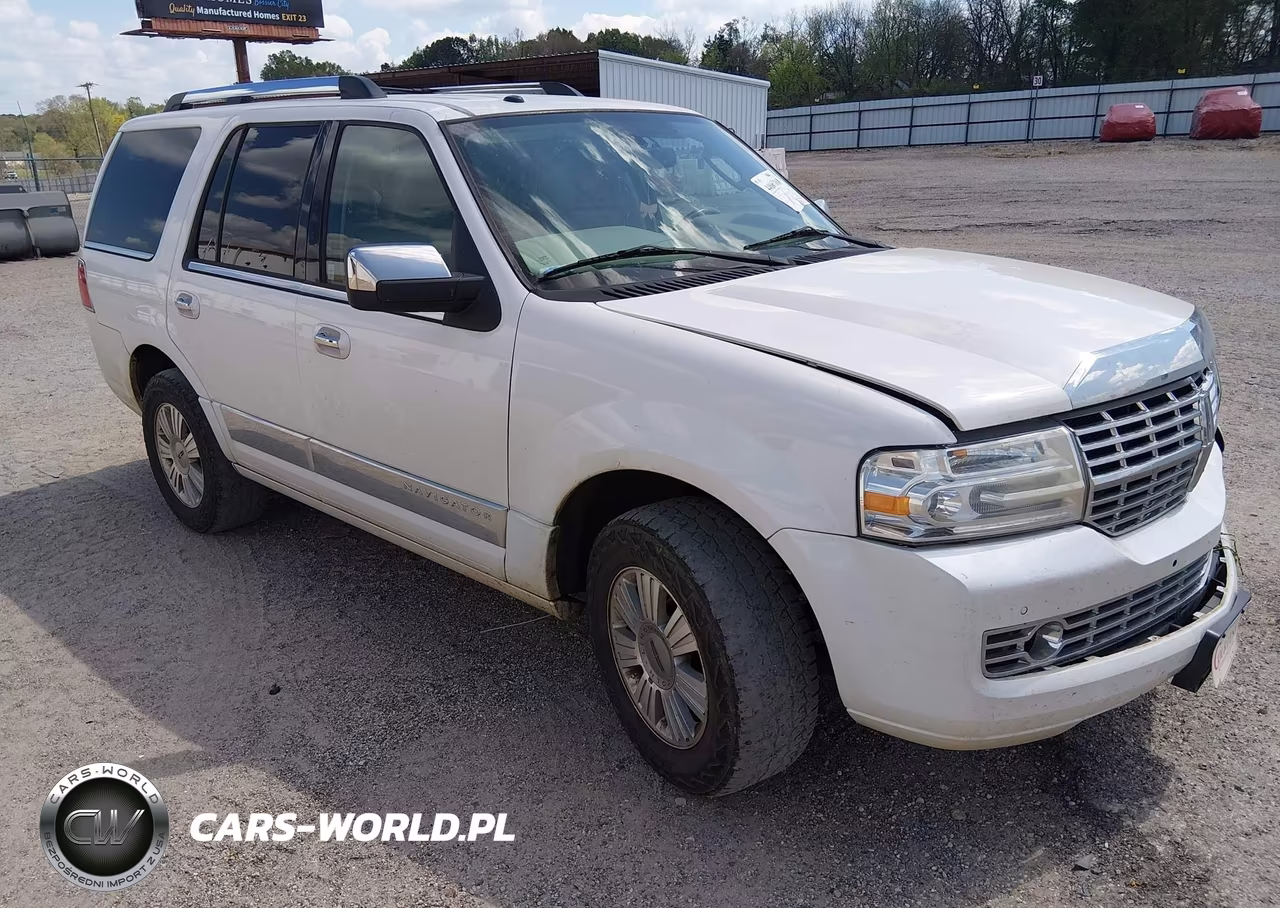 2013 Lincoln Navigator – zdjęcie 1 z 22