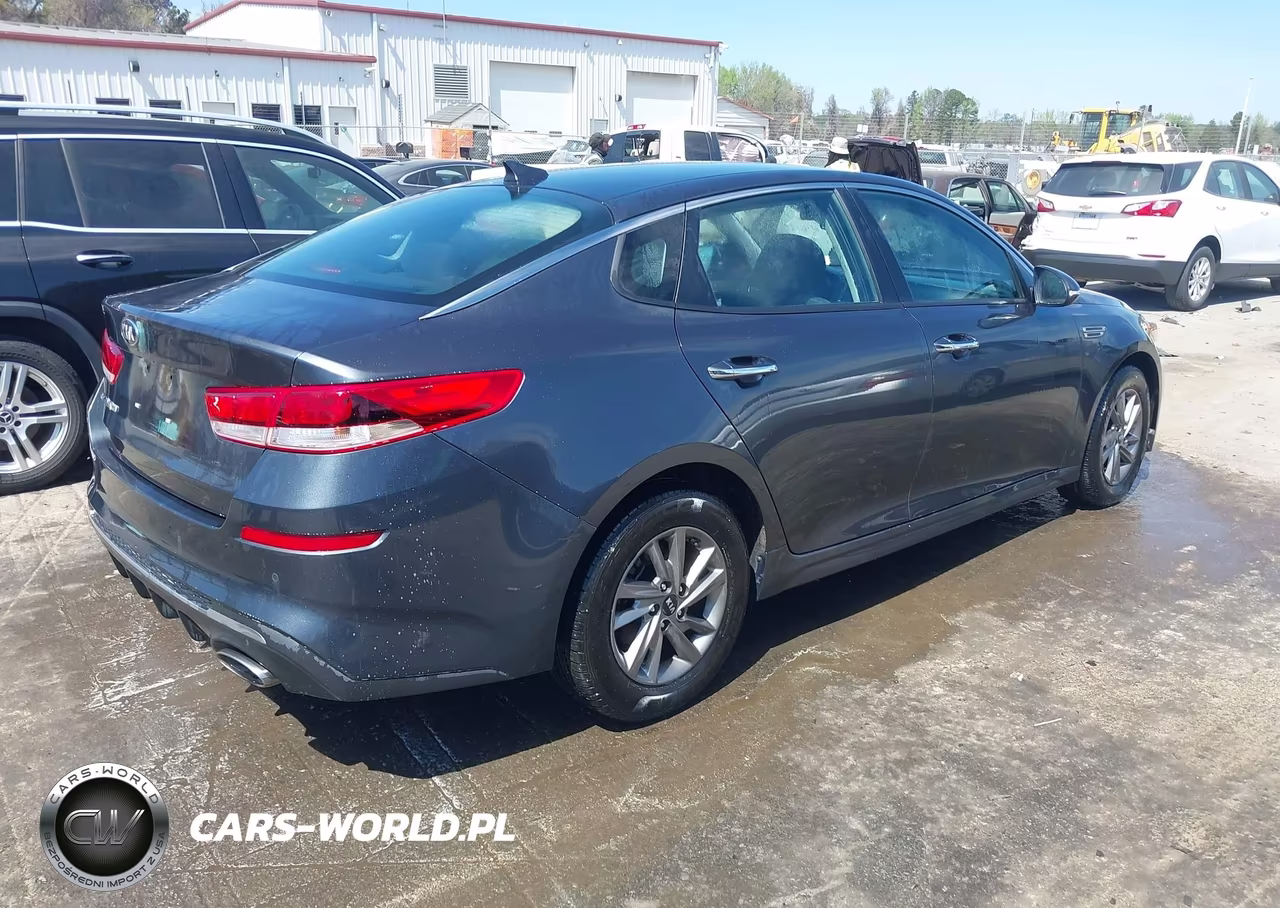 2020 Kia Optima Lx VIN:5XXGT4L36LG382850 - 4