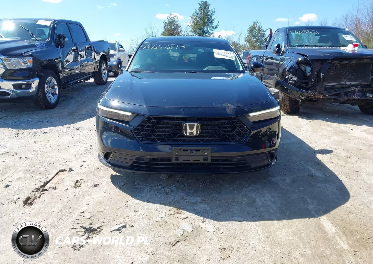 2024 Honda Accord Hybrid Ex-L VIN:1HGCY2F61RA086246 - 13