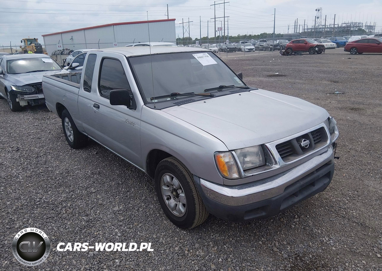 2000 Nissan Frontier Xe