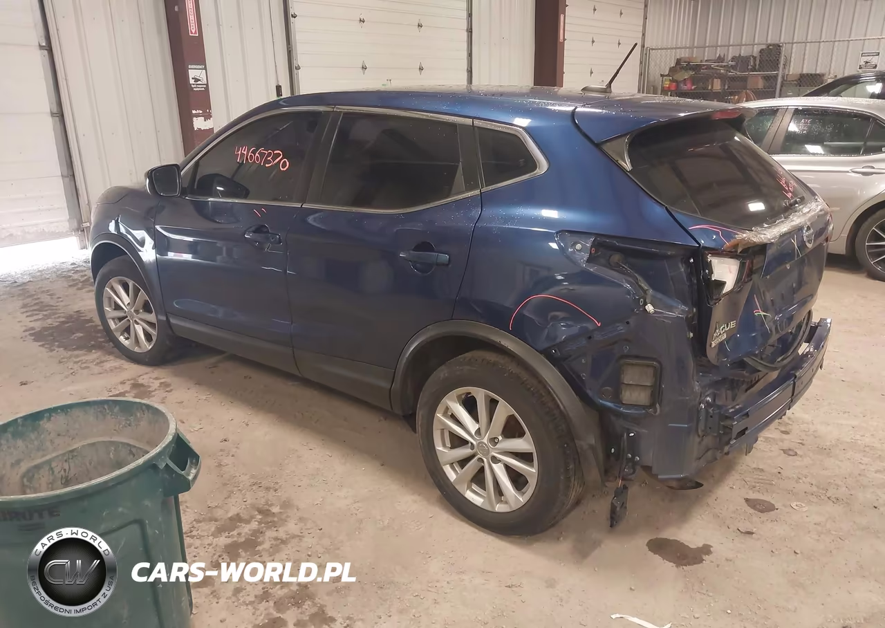 2018 Nissan Rogue Sport S VIN:JN1BJ1CR2JW251853 - 3