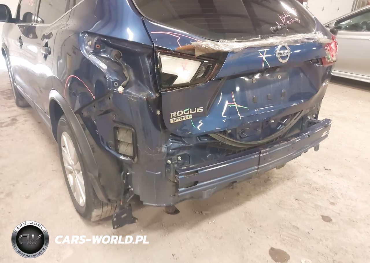 2018 Nissan Rogue Sport S VIN:JN1BJ1CR2JW251853 - 6