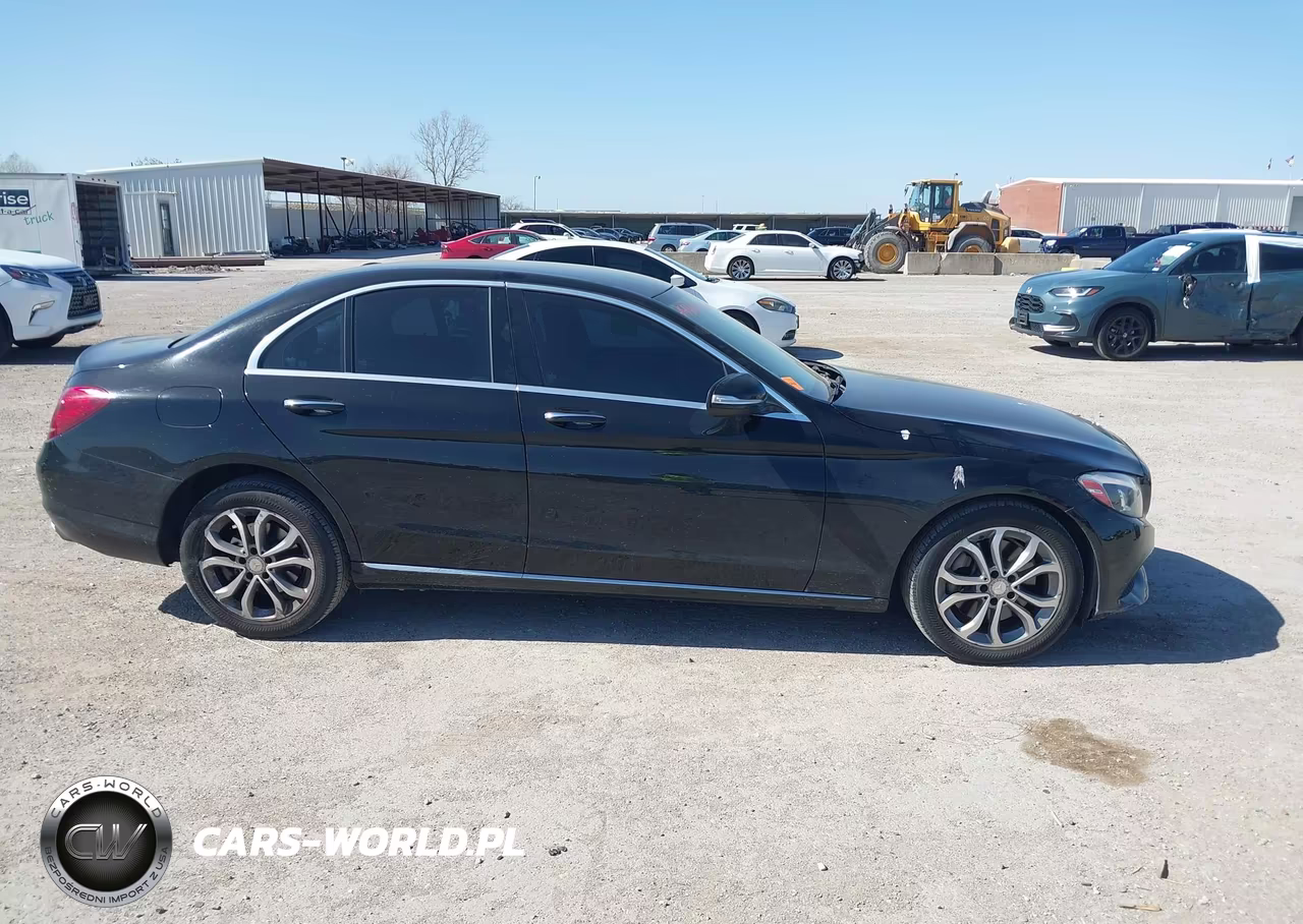 2015 Mercedes-Benz C 300 4Matic VIN:55SWF4KB0FU011118 - 13