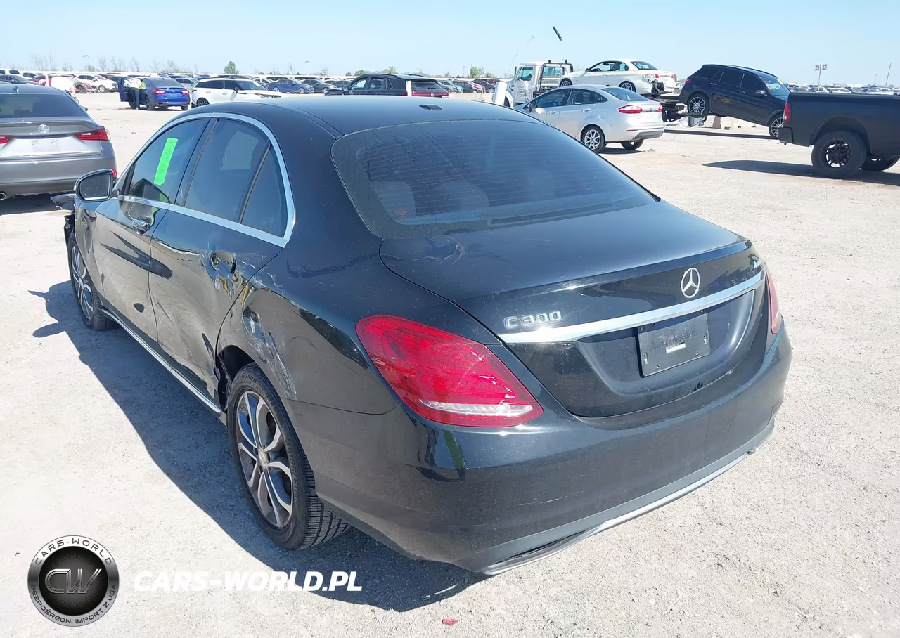 2015 Mercedes-Benz C 300 4Matic VIN:55SWF4KB0FU011118 - 3