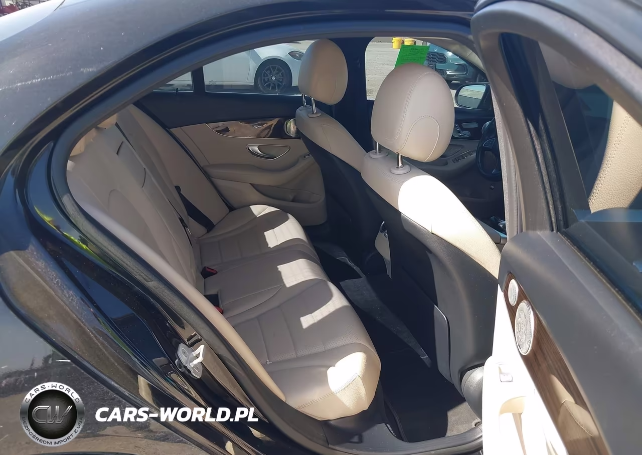 2015 Mercedes-Benz C 300 4Matic VIN:55SWF4KB0FU011118 - 8