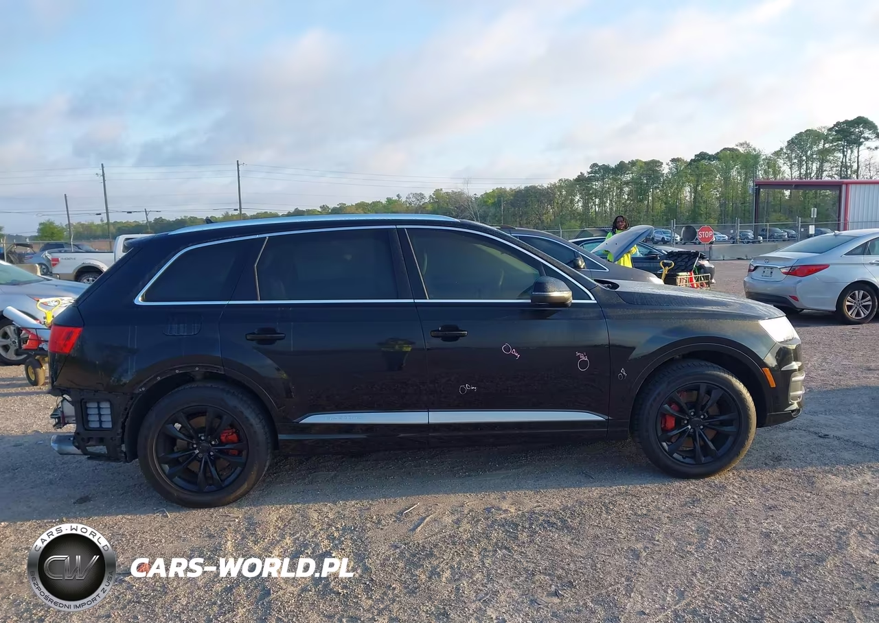 2019 Audi Q7 55 Premium VIN:WA1AAAF77KD011742 - 14