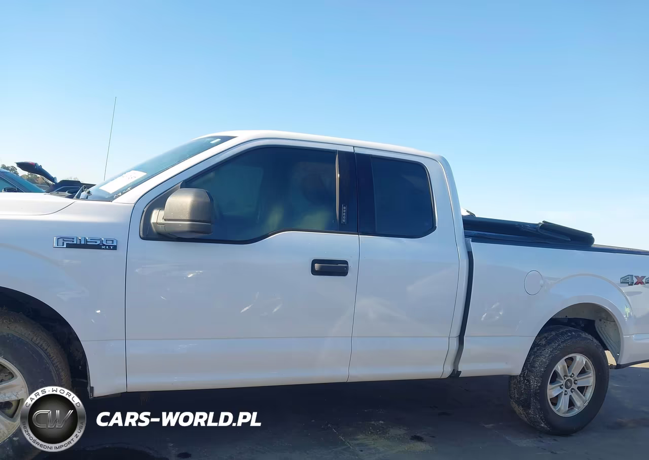 2018 Ford F-150 Xlt VIN:1FTEX1EP0JKC12657 - 14