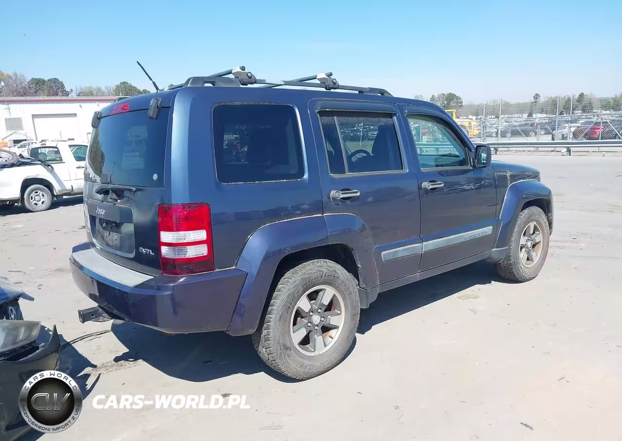 2008 Jeep Liberty Sport VIN:1J8GN28K88W191945 - 4