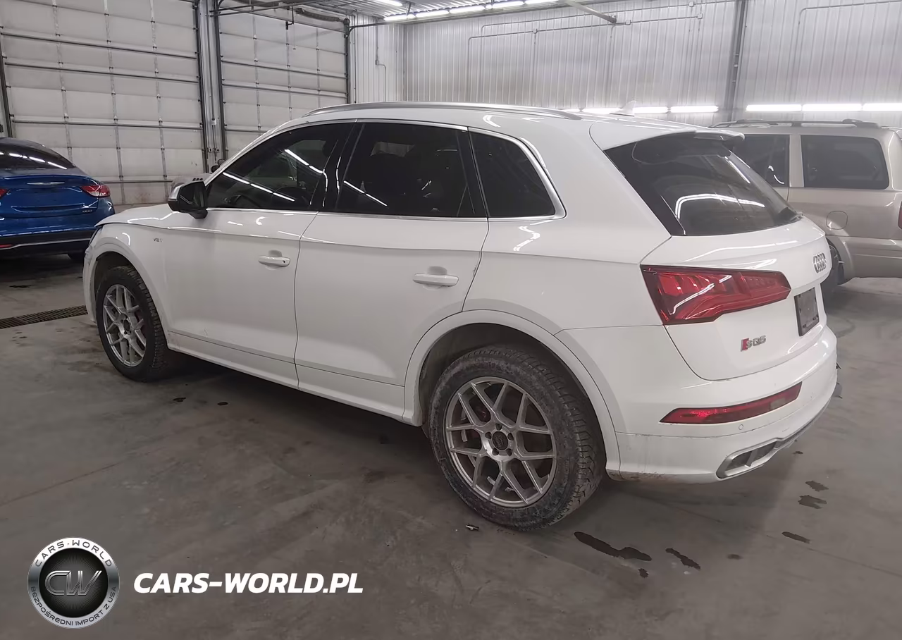 2018 Audi Sq5 3.0T Premium Plus VIN:WA1A4AFY4J2120816 - 3