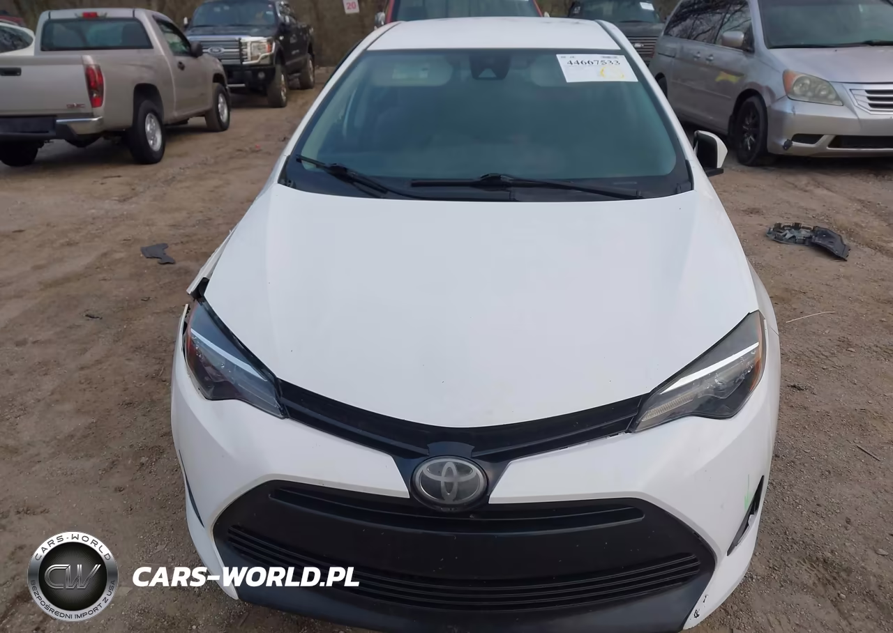 2018 Toyota Corolla L VIN:2T1BURHE4JC056922 - 17