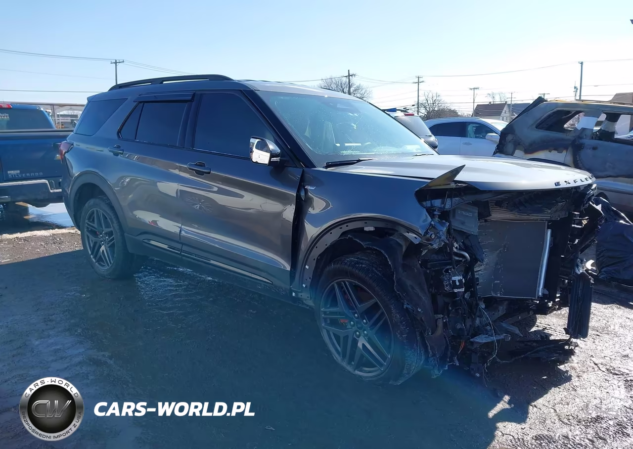 2025 Ford Explorer St-Line