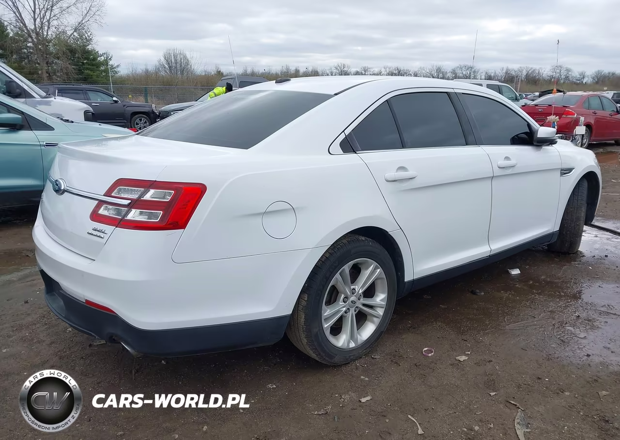 2013 Ford Taurus Sel VIN:1FAHP2E85DG220794 - 4