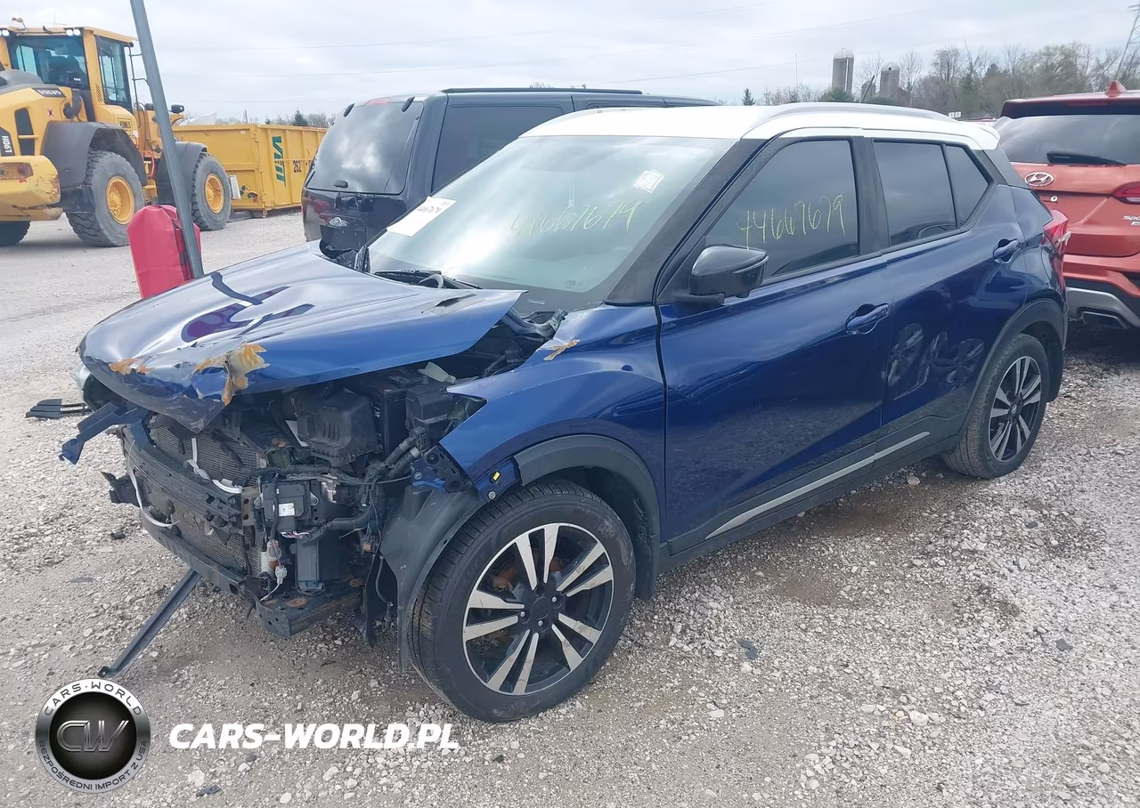 2018 Nissan Kicks Sr VIN:3N1CP5CU3JL524755 - 2