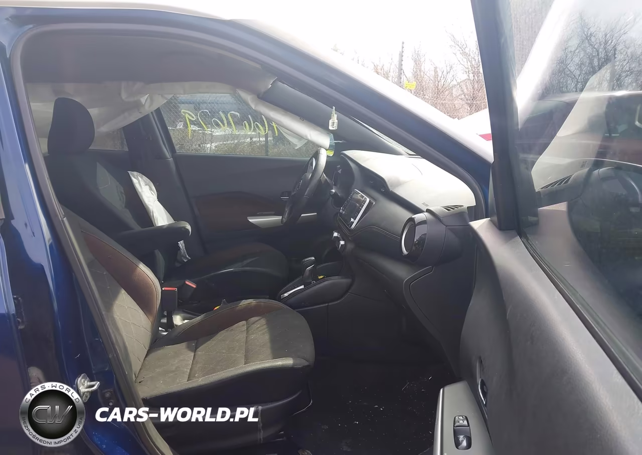 2018 Nissan Kicks Sr VIN:3N1CP5CU3JL524755 - 5