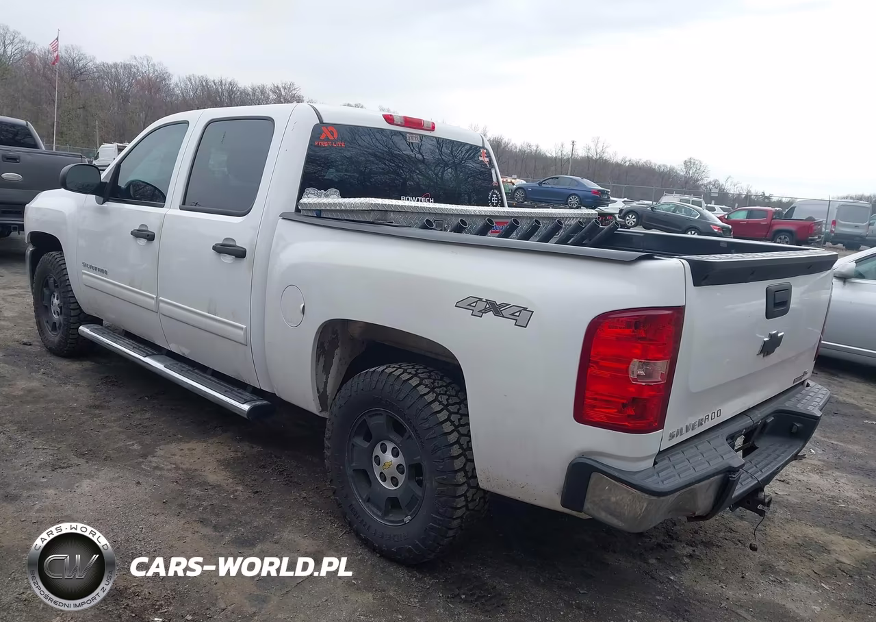 2012 Chevrolet Silverado 1500 Ls VIN:3GCPKREA8CG255302 - 3
