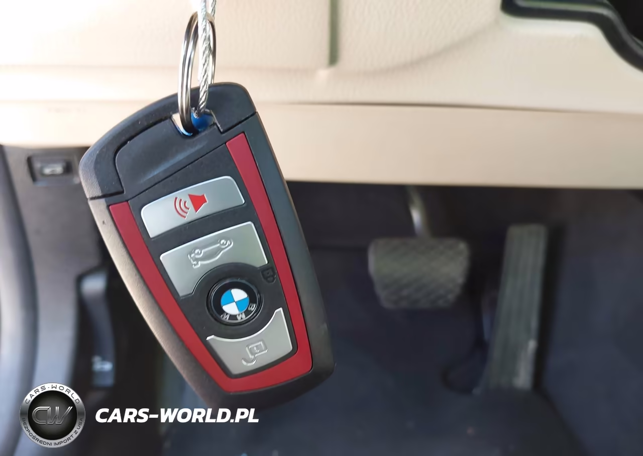 2017 BMW 330I VIN:WBA8B9G56HNU09151 - 11