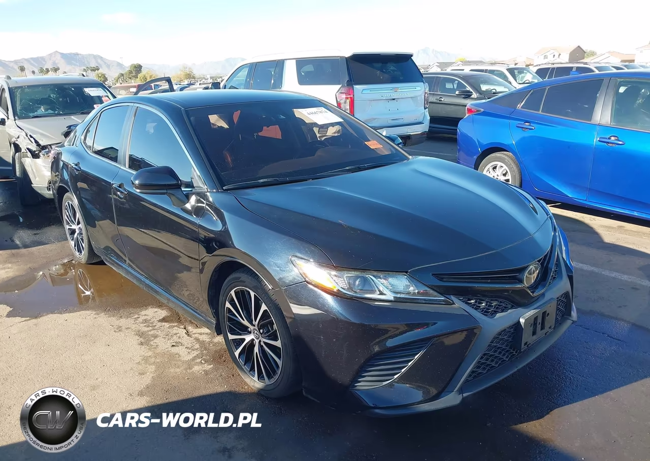 2019 Toyota Camry Se – zdjęcie 1 z 16