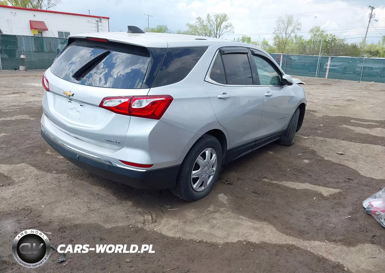 2018 Chevrolet Equinox 1Lt VIN:2GNAXSEV4J6182611 - 4