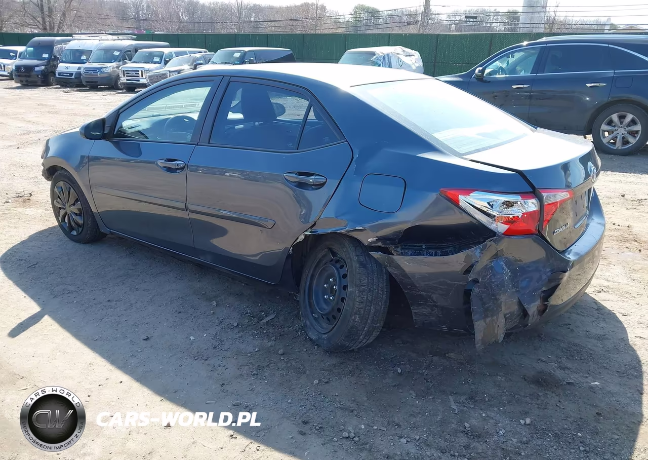 2016 Toyota Corolla Le VIN:2T1BURHE9GC708748 - 3