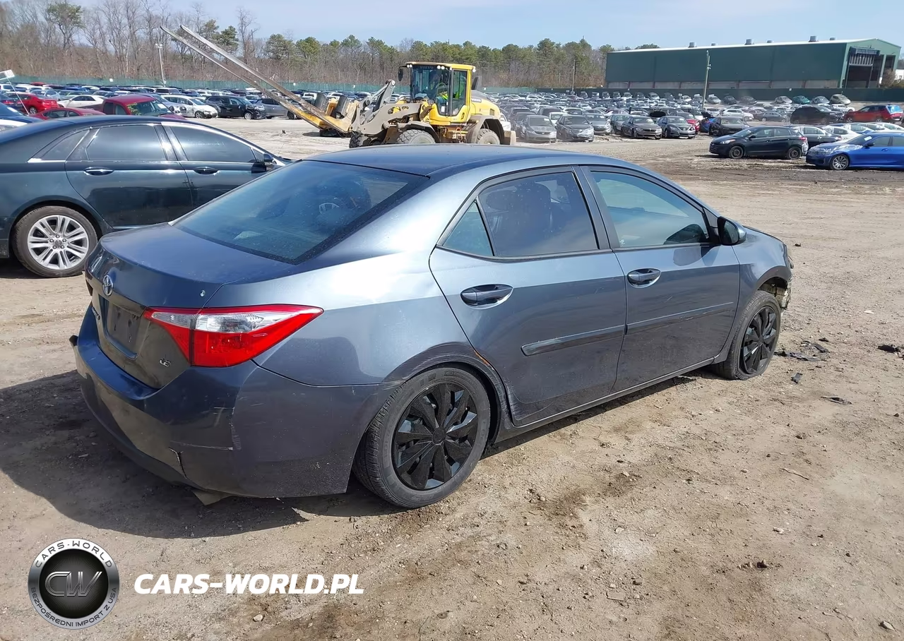 2016 Toyota Corolla Le VIN:2T1BURHE9GC708748 - 4