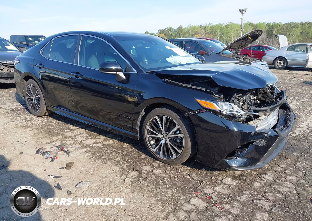 2020 Toyota Camry Se