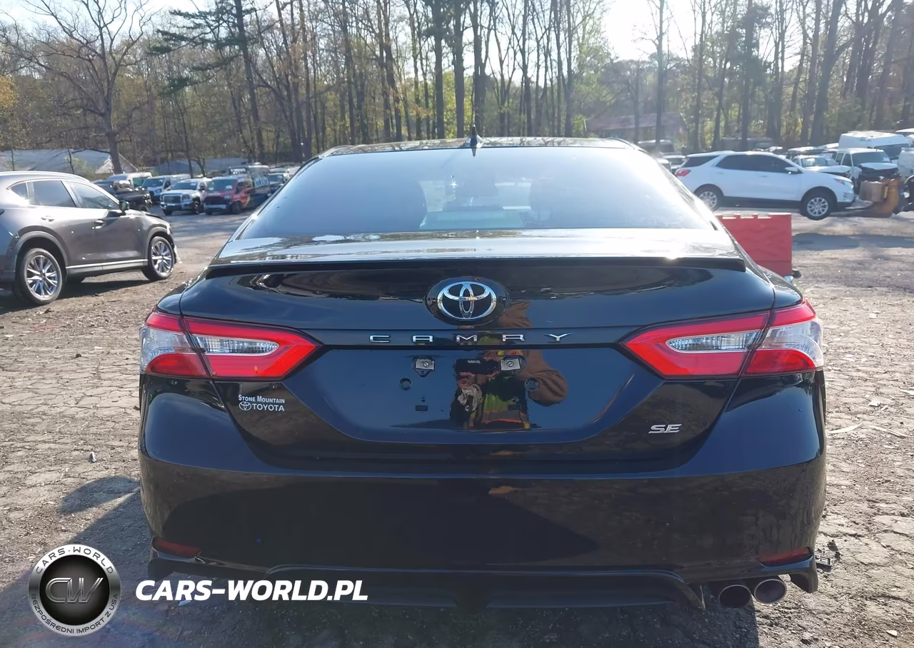 2020 Toyota Camry Se VIN:4T1G11AK3LU946345 - 16