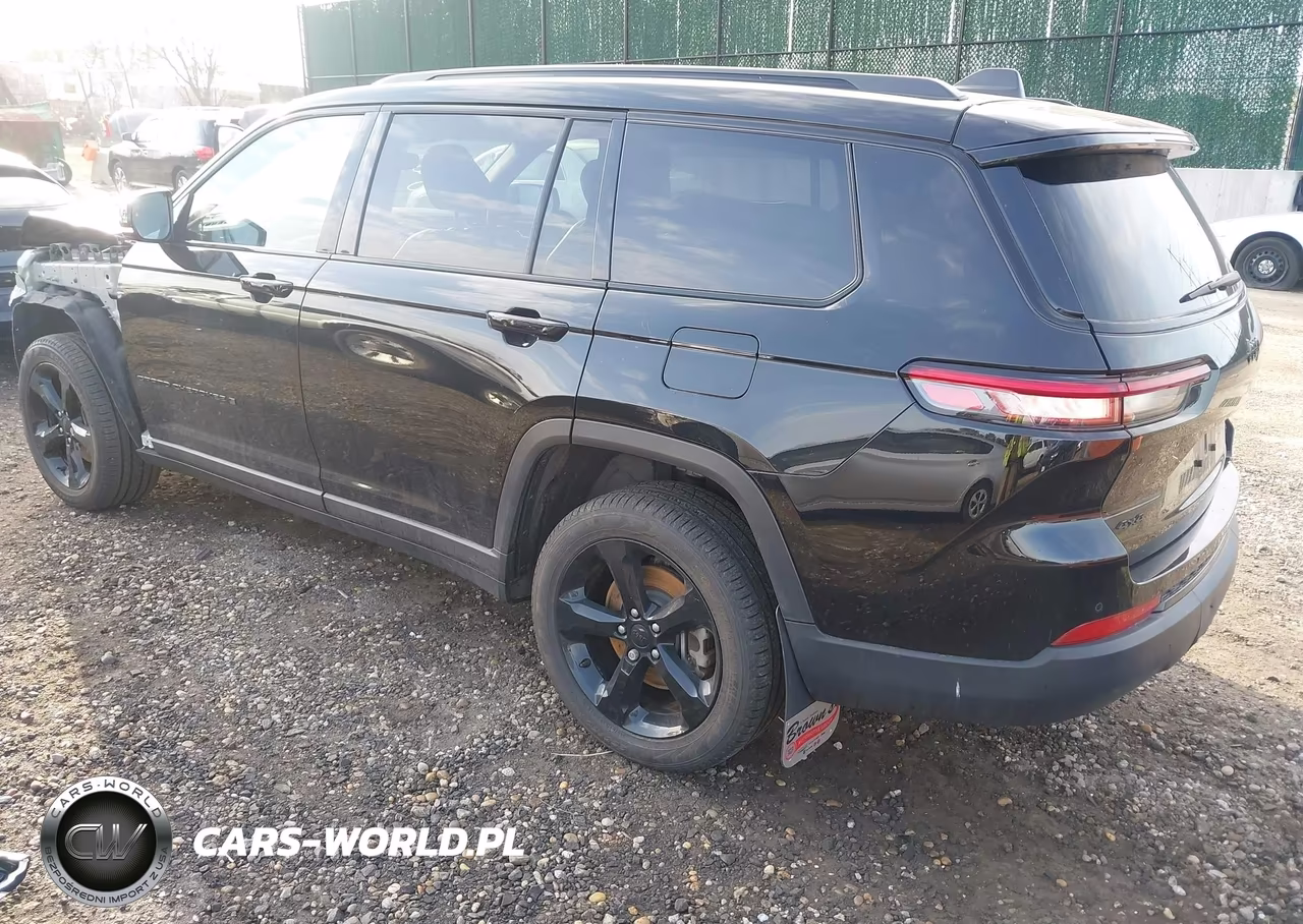 2024 Jeep Grand Cherokee L Limited 4X4 VIN:1C4RJKBG3R8593636 - 3
