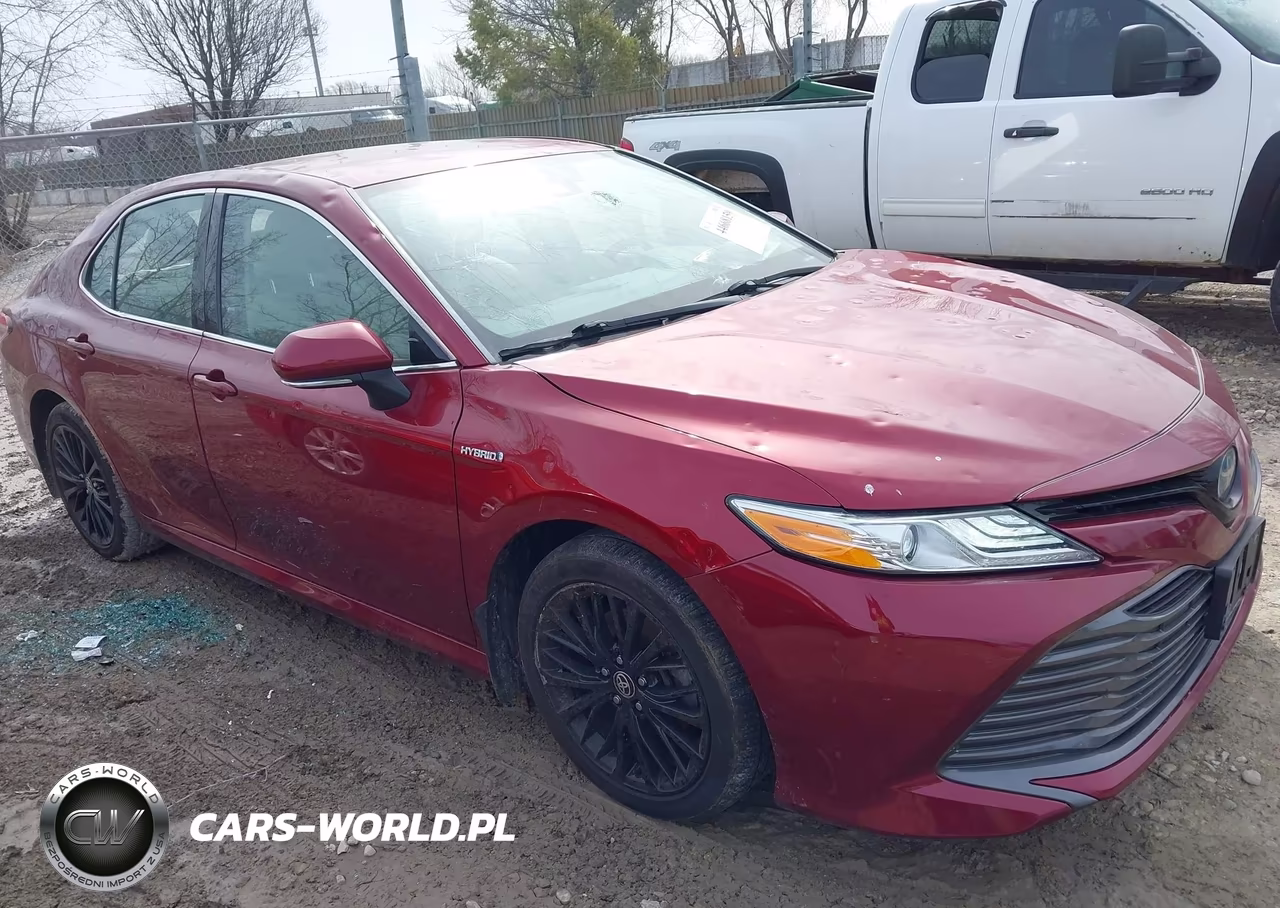 2020 Toyota Camry Xle Hybrid