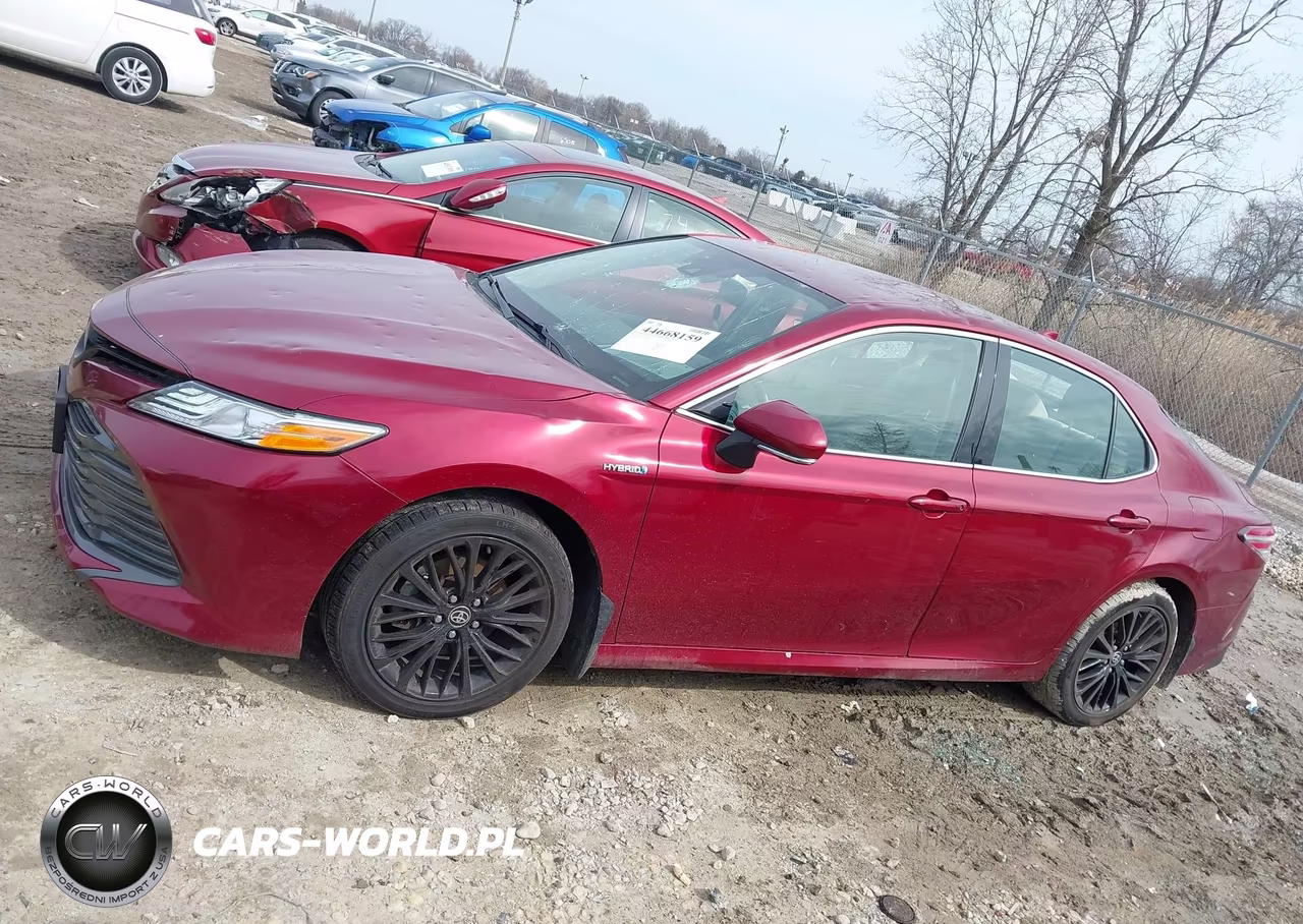 2020 Toyota Camry Xle Hybrid VIN:4T1F31AK4LU539009 - 14