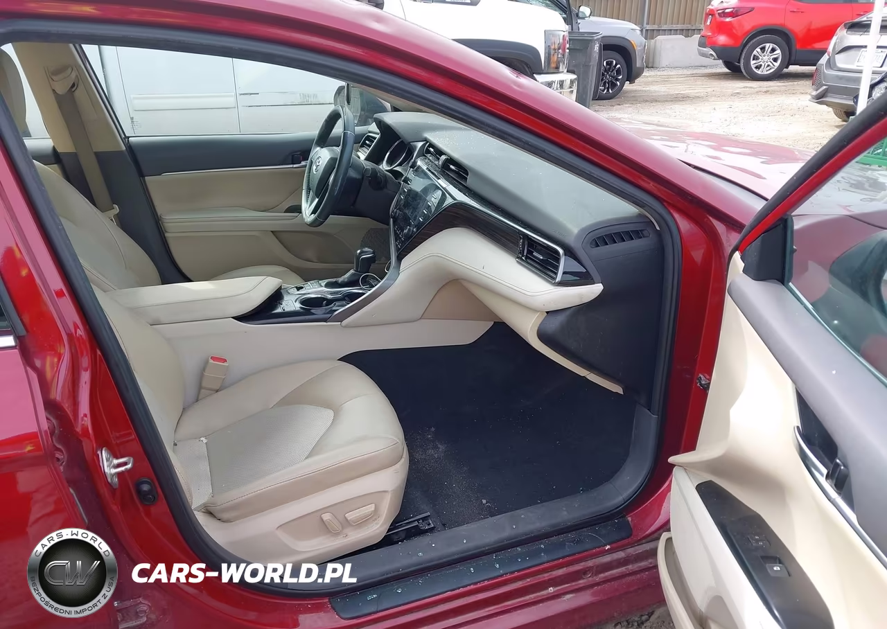 2020 Toyota Camry Xle Hybrid VIN:4T1F31AK4LU539009 - 5