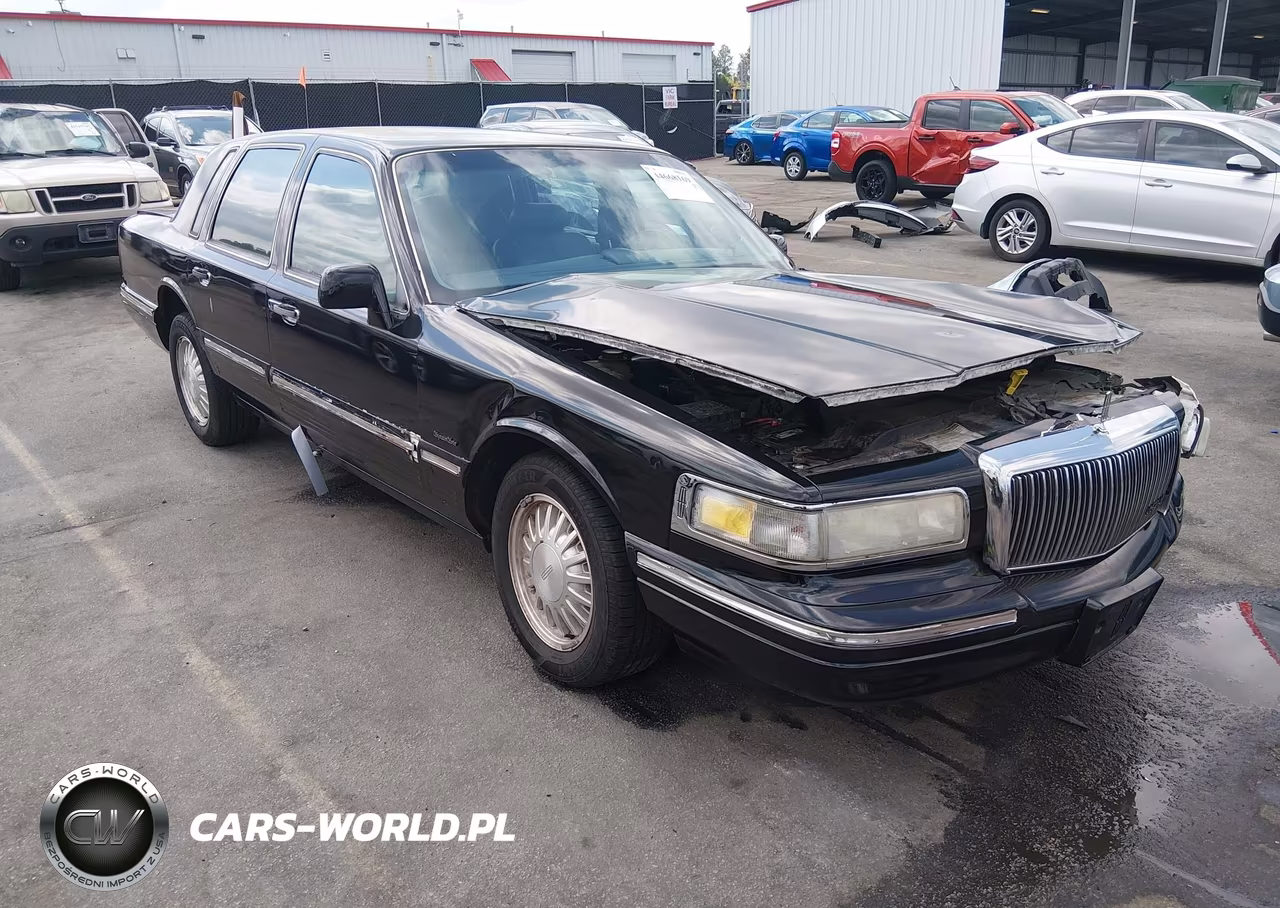 1997 Lincoln Town Car Signature