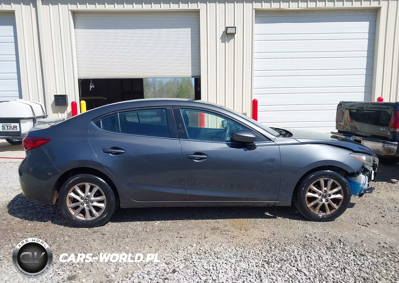 2016 Mazda Mazda3 I Sport VIN:JM1BM1U76G1318509 - 13