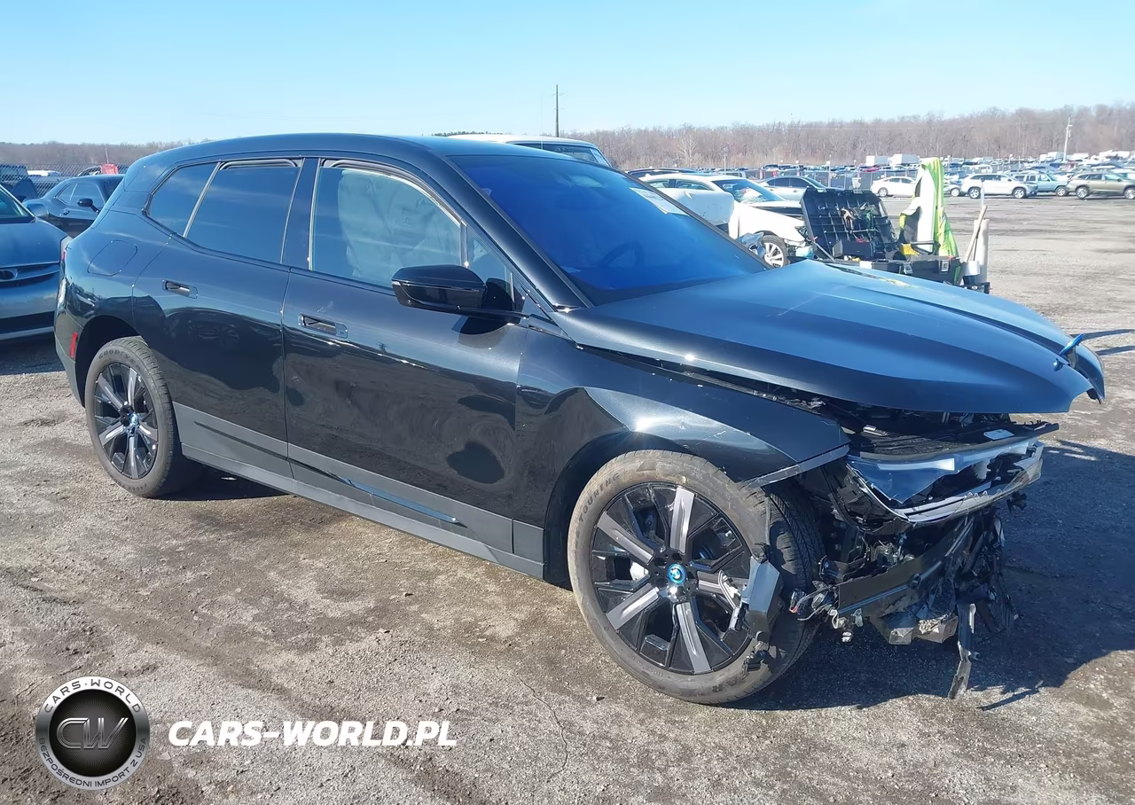 2025 BMW Ix xDrive50