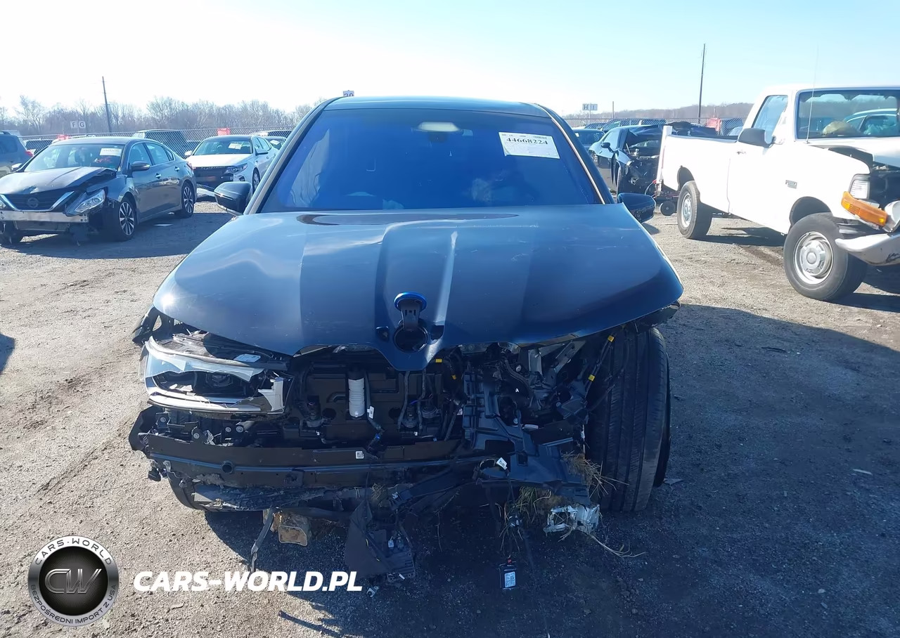 2025 BMW Ix xDrive50 VIN:WB523CF08SCU44619 - 12