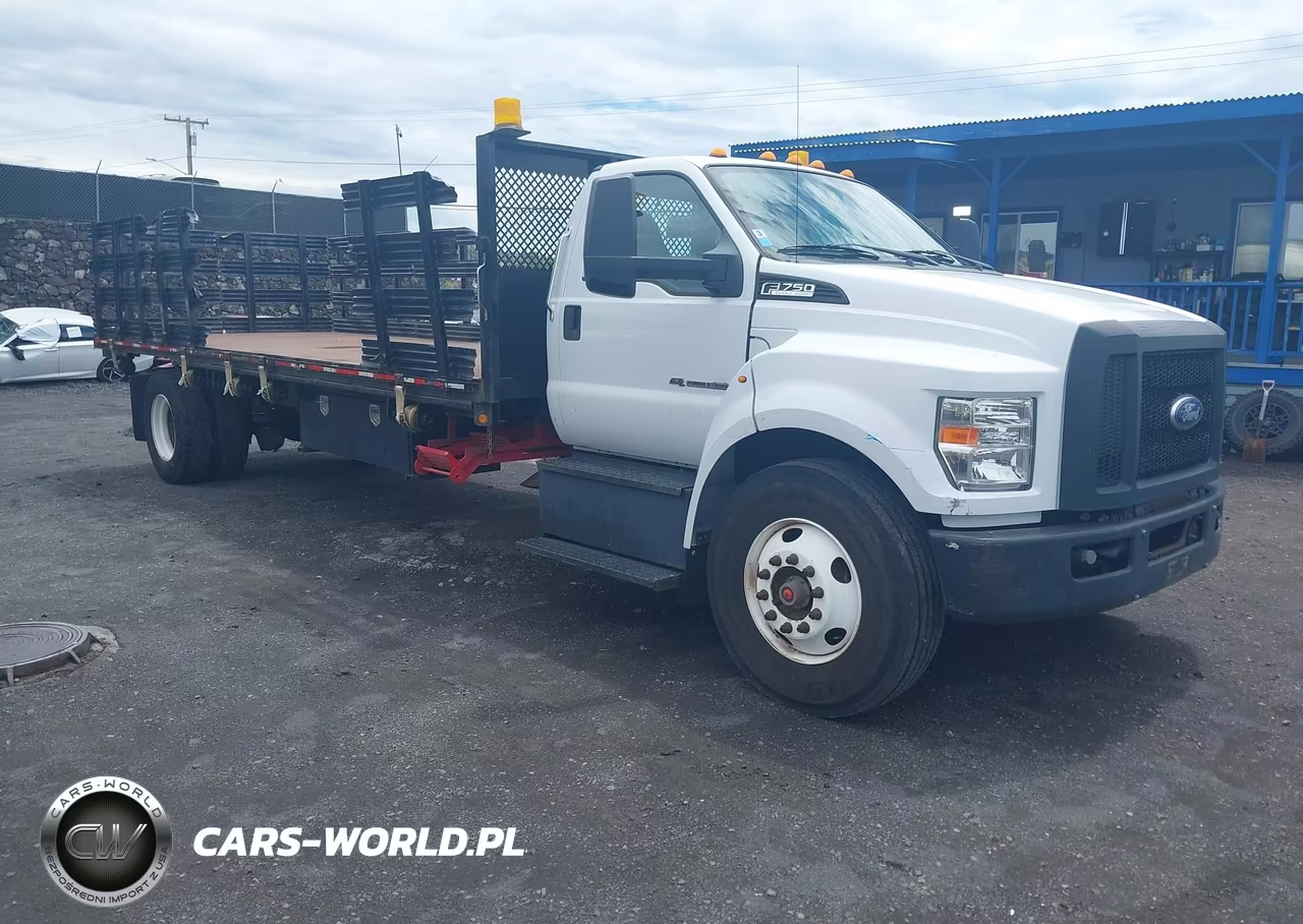 2018 Ford F-750 Diesel
