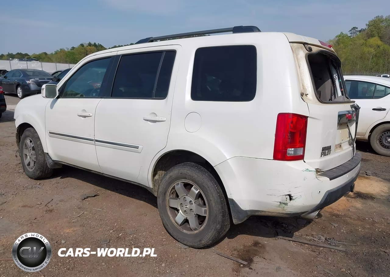 2011 Honda Pilot Touring VIN:5FNYF3H9XBB004163 - 3