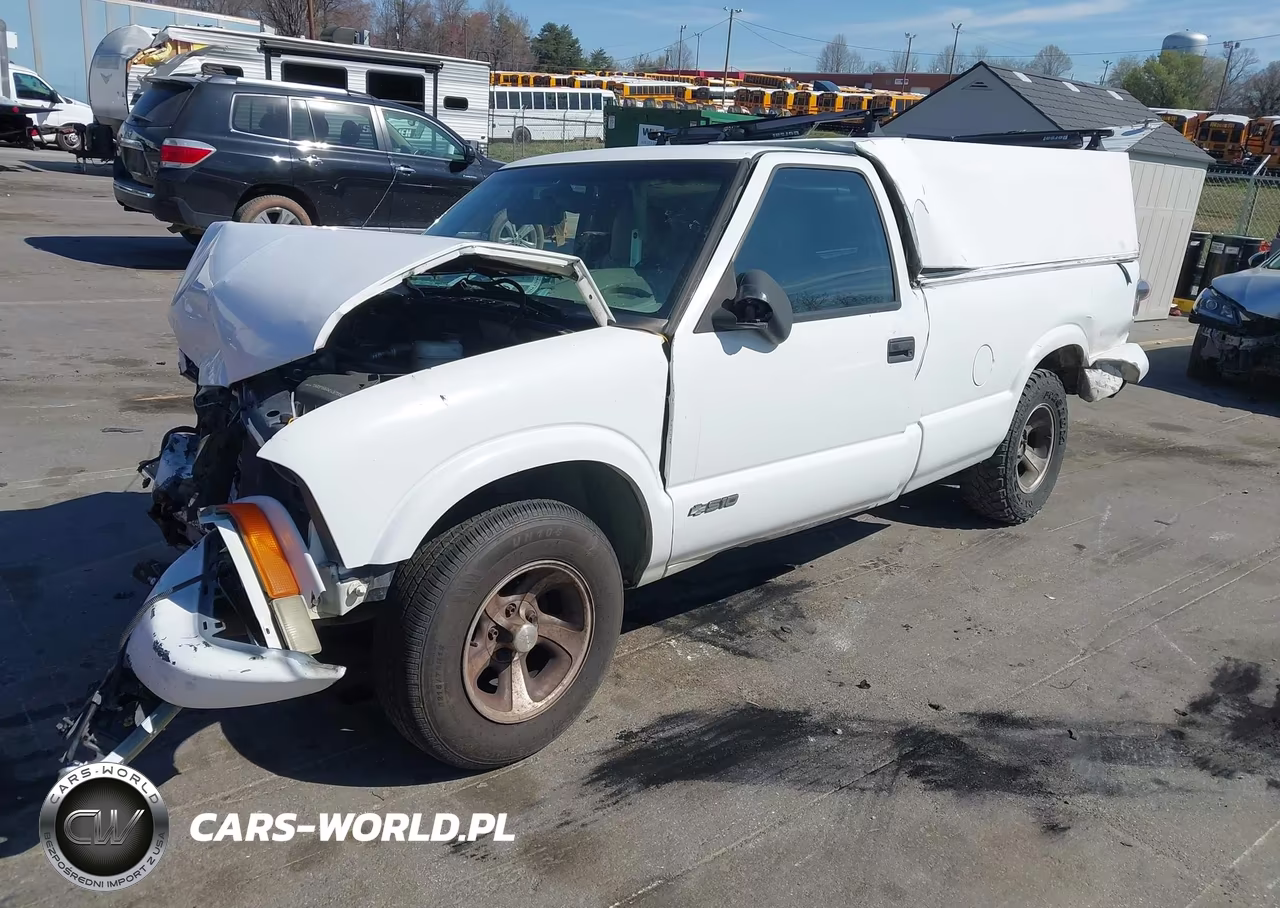 2000 Chevrolet S-10 VIN:1GCCS1456Y8282905 - 2