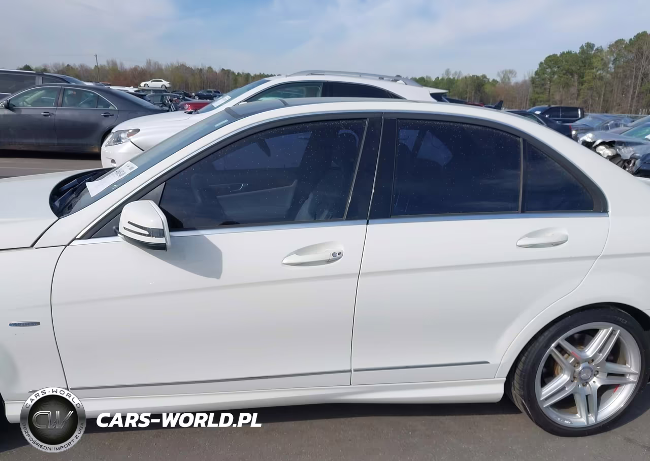 2012 Mercedes-Benz C 250 Sport VIN:WDDGF4HB1CR213412 - 14