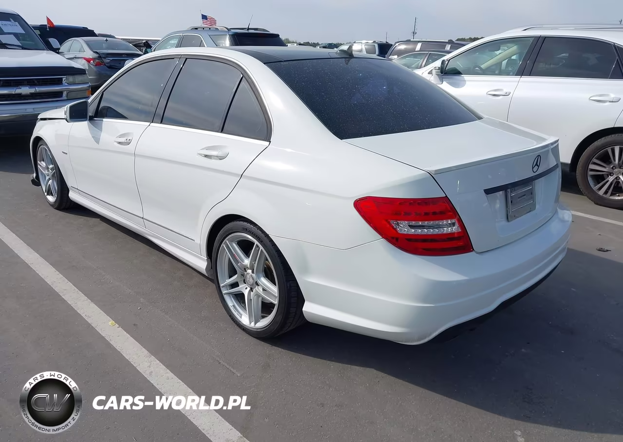2012 Mercedes-Benz C 250 Sport VIN:WDDGF4HB1CR213412 - 3